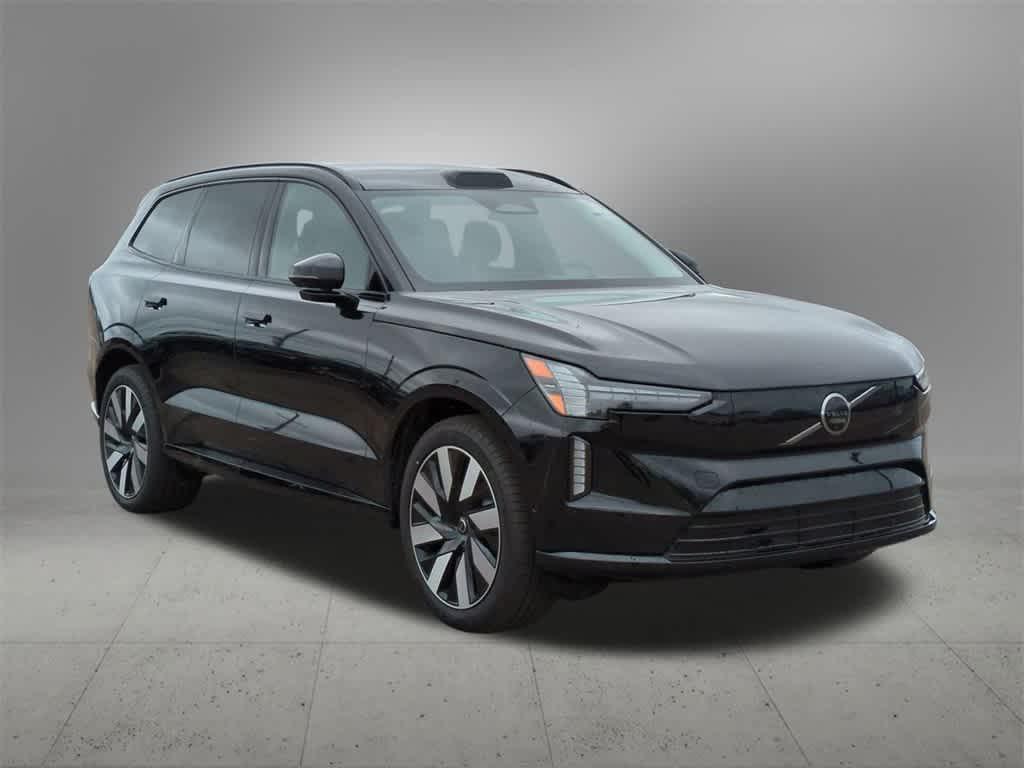 new 2025 Volvo EX90 car, priced at $83,370