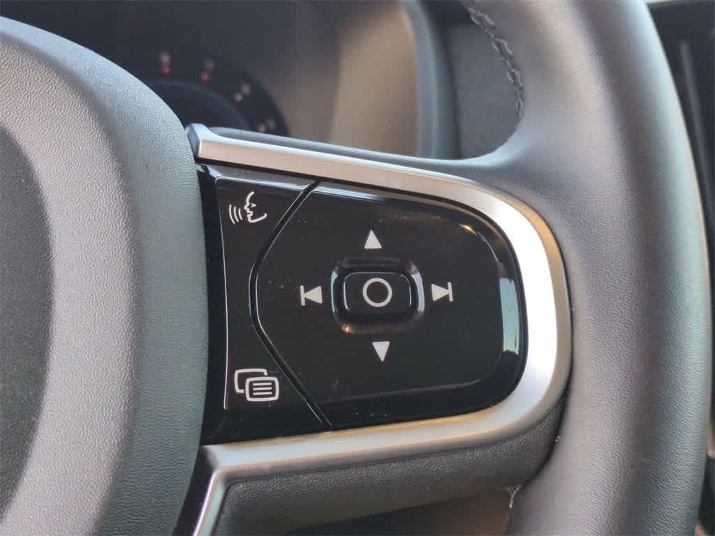 new 2025 Volvo XC90 car, priced at $58,207