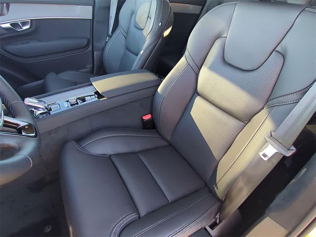 new 2026 Volvo XC90 car, priced at $75,637
