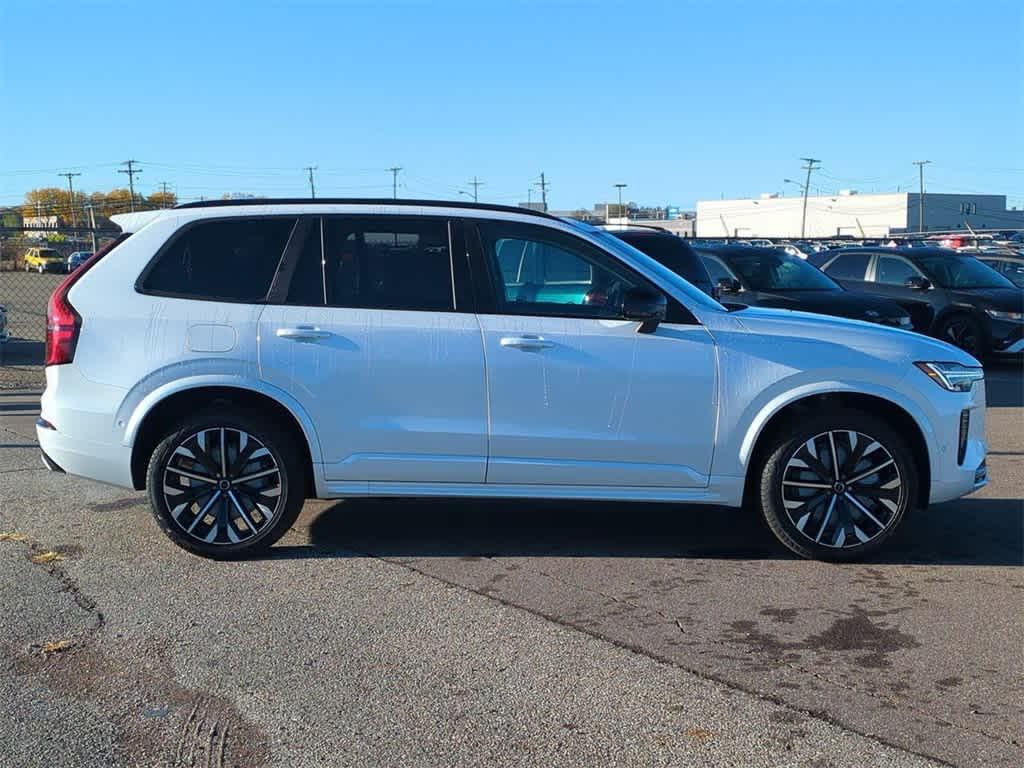 new 2026 Volvo XC90 car, priced at $75,637