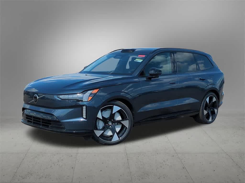new 2025 Volvo EX90 car, priced at $90,033
