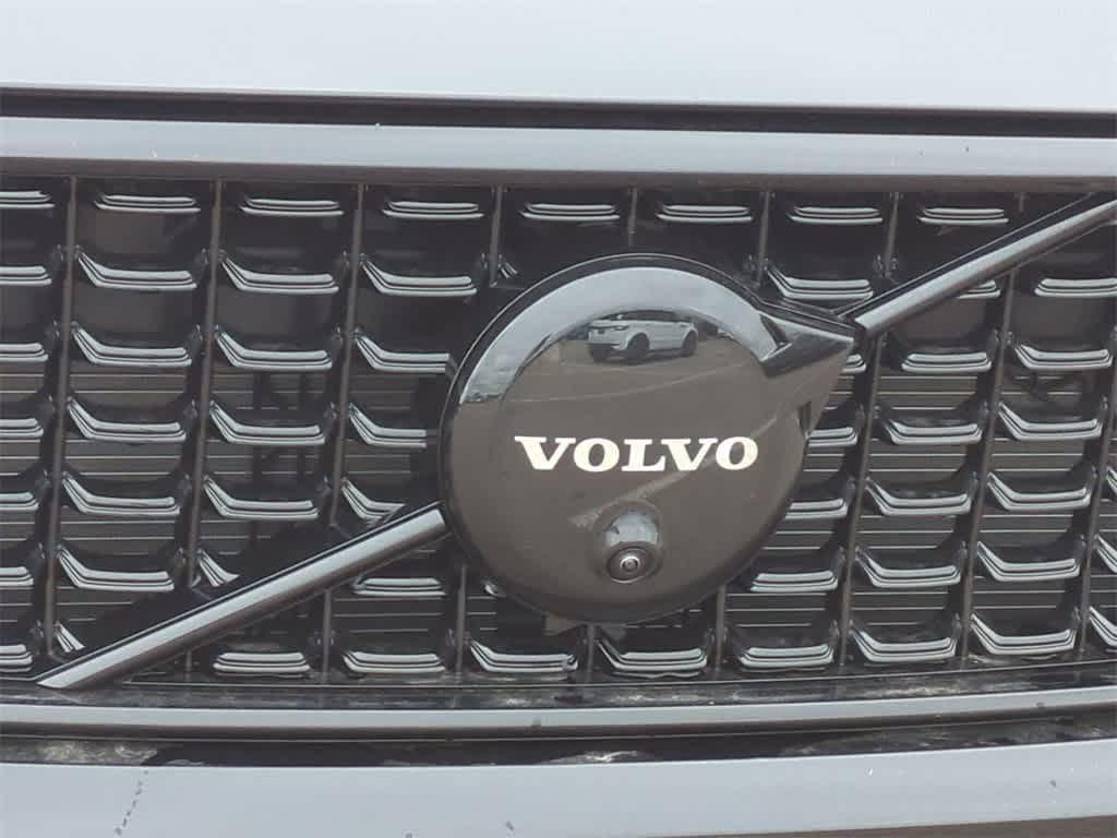 new 2026 Volvo XC40 car, priced at $53,753
