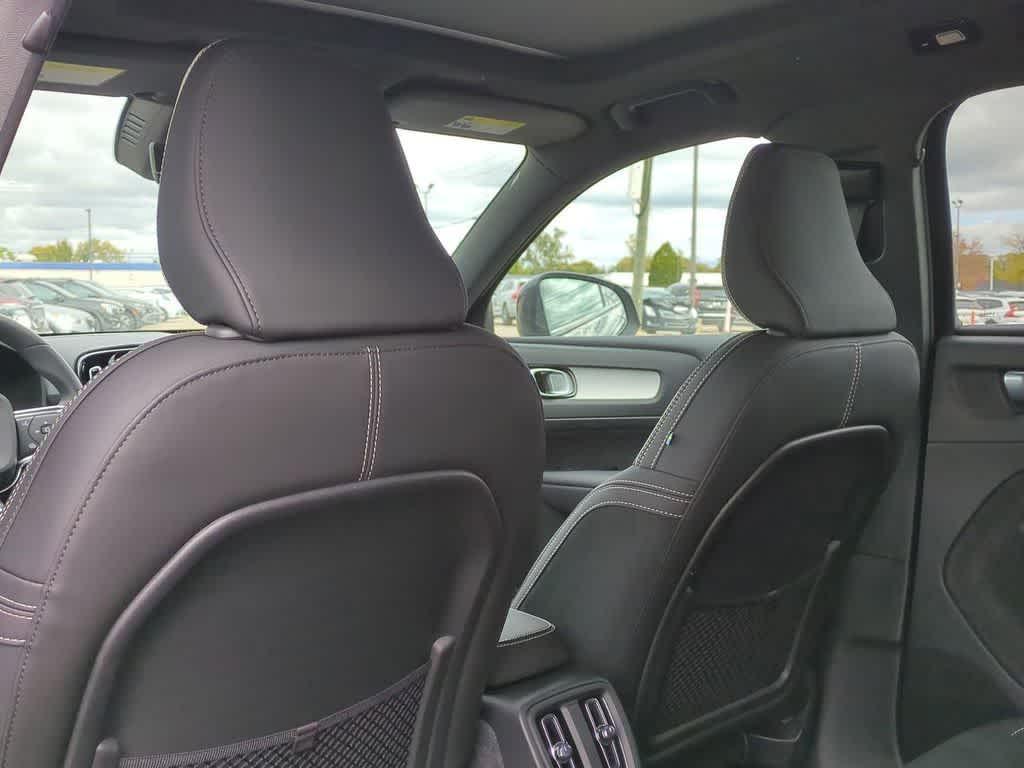 new 2026 Volvo XC40 car, priced at $53,753