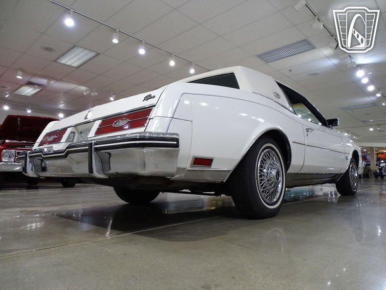used 1985 Buick Riviera car, priced at $12,500