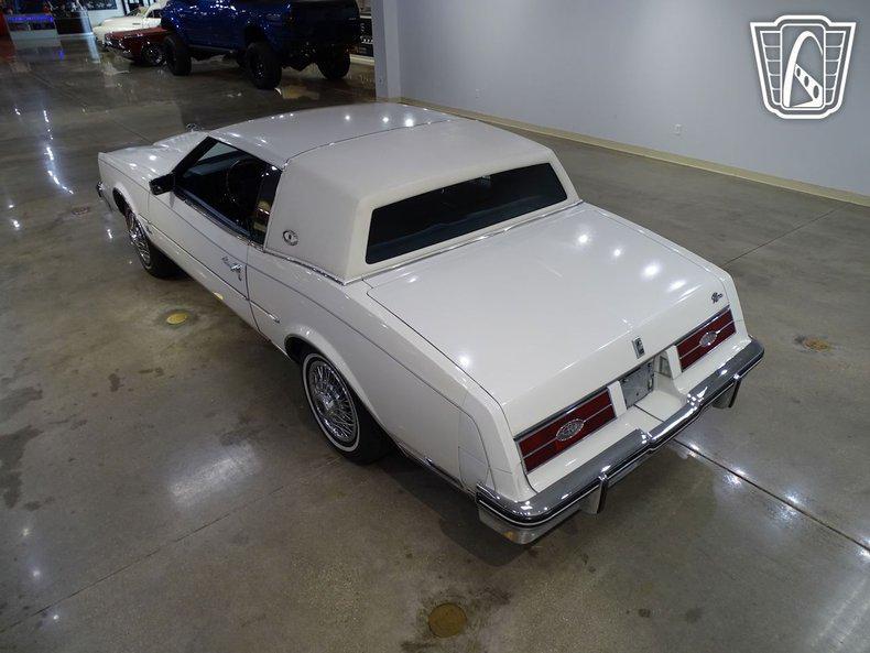 used 1985 Buick Riviera car, priced at $12,500