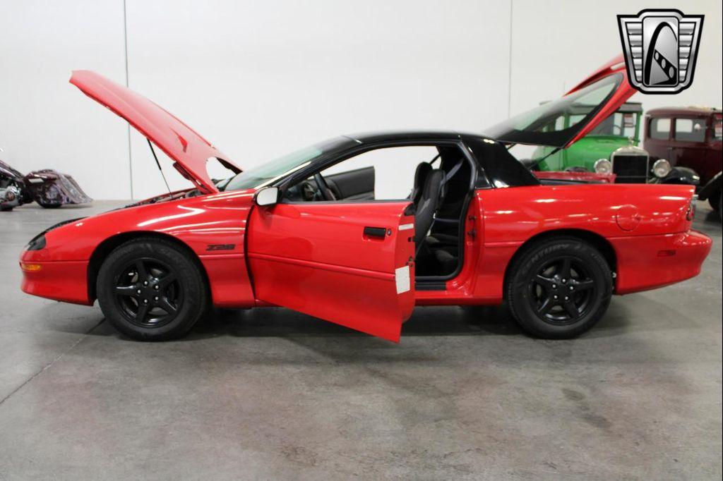 used 1993 Chevrolet Camaro car, priced at $10,000