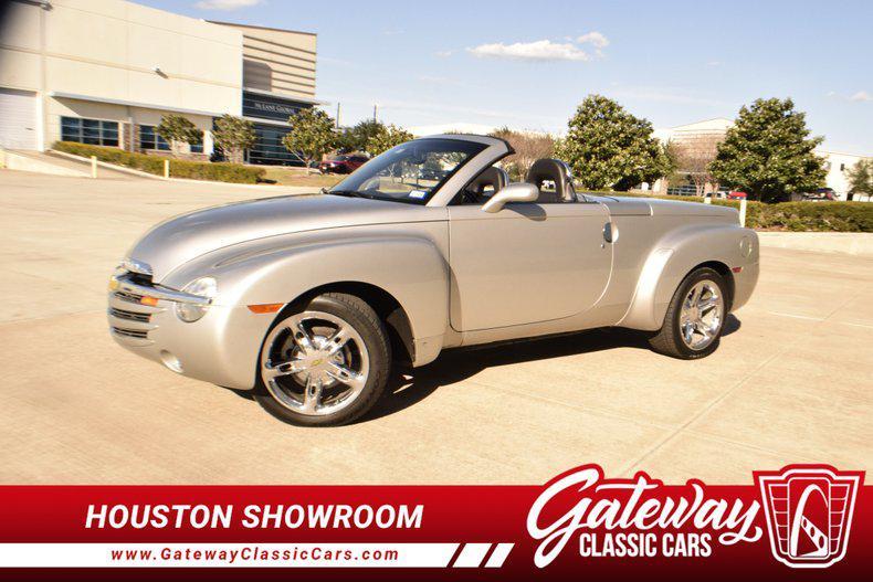 used 2006 Chevrolet SSR car, priced at $34,000
