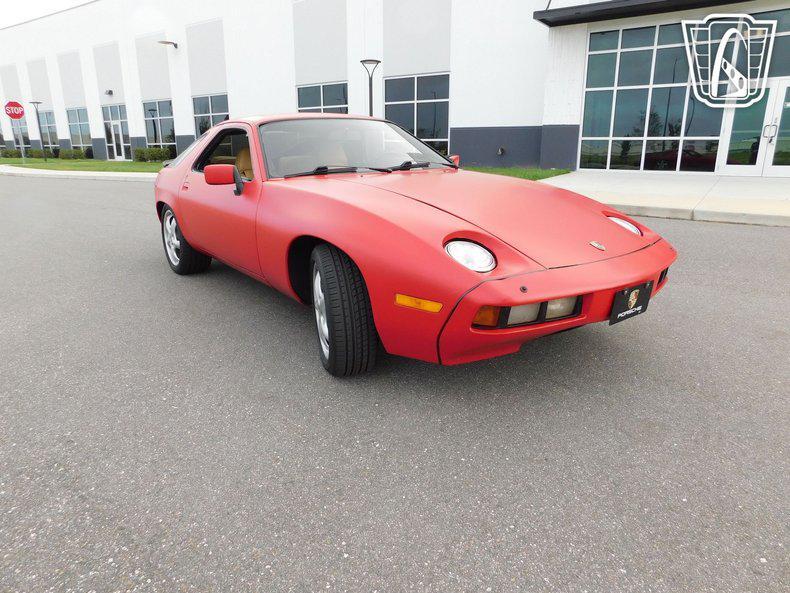 used 1981 Porsche 928 car, priced at $14,500