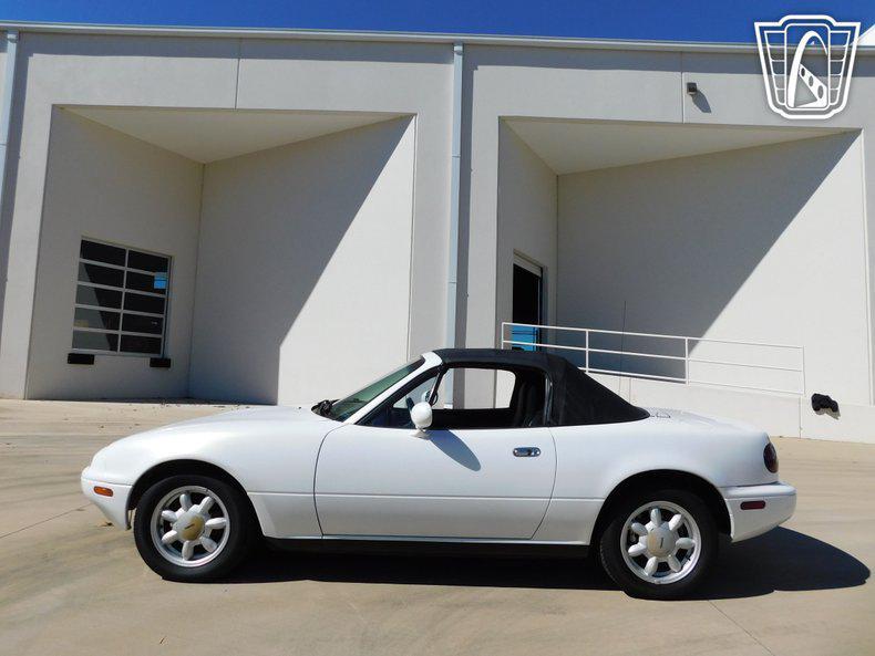 used 1990 Mazda MX-5 Miata car, priced at $9,500