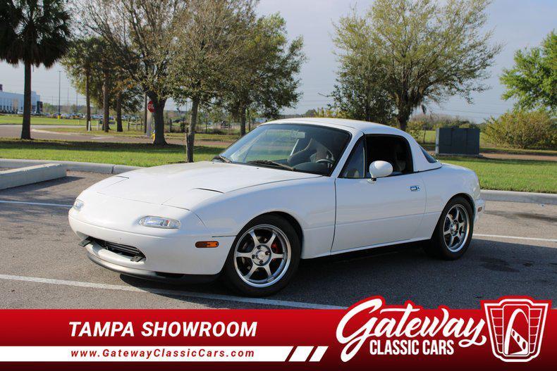 used 1990 Mazda MX-5 Miata car, priced at $14,500