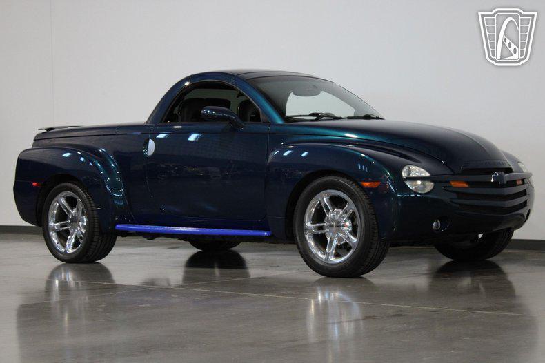 used 2005 Chevrolet SSR car, priced at $29,000