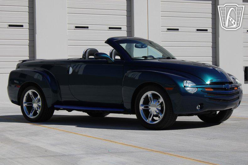 used 2005 Chevrolet SSR car, priced at $29,000