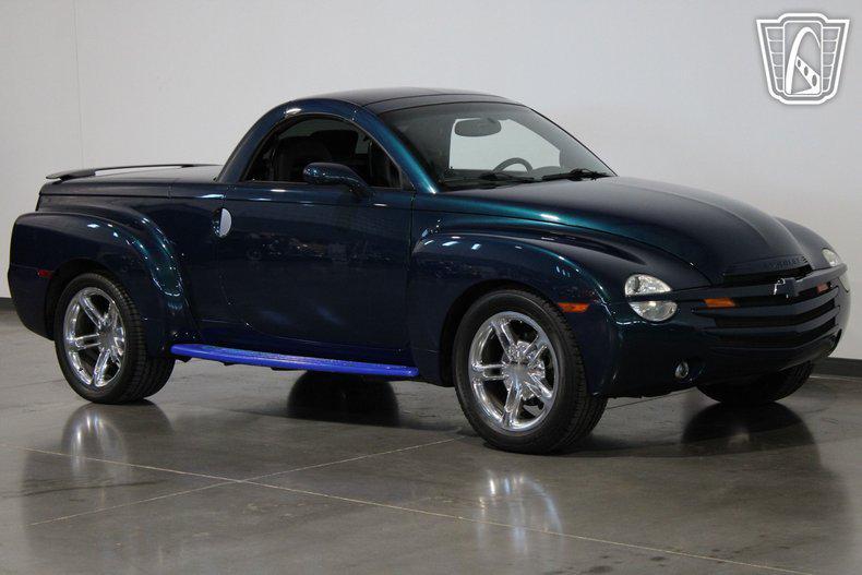 used 2005 Chevrolet SSR car, priced at $29,000