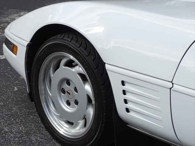 used 1992 Chevrolet Corvette car, priced at $19,500