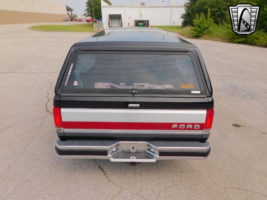 1989 Black Ford F-150