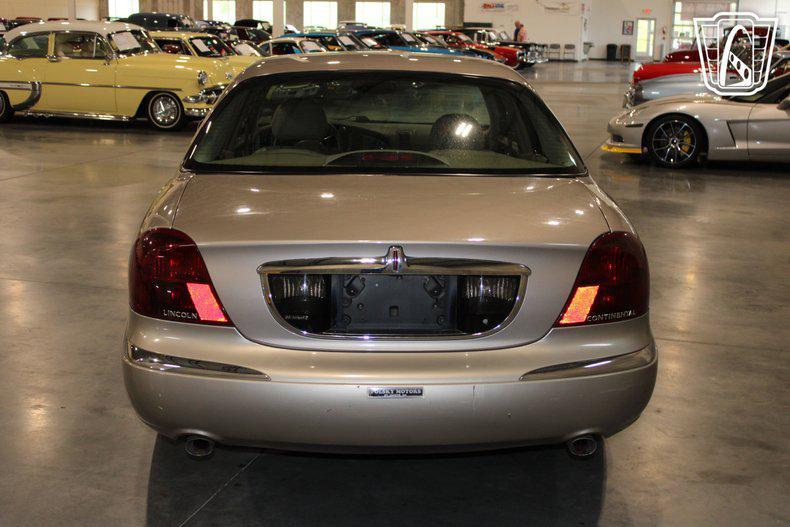 used 1999 Lincoln Continental car, priced at $10,000