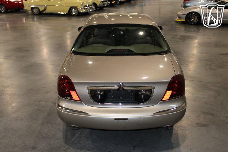 used 1999 Lincoln Continental car, priced at $10,000