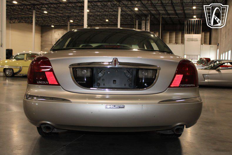 used 1999 Lincoln Continental car, priced at $10,000