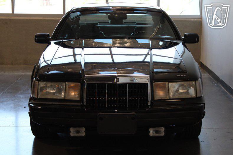 used 1991 Lincoln Continental car, priced at $15,000