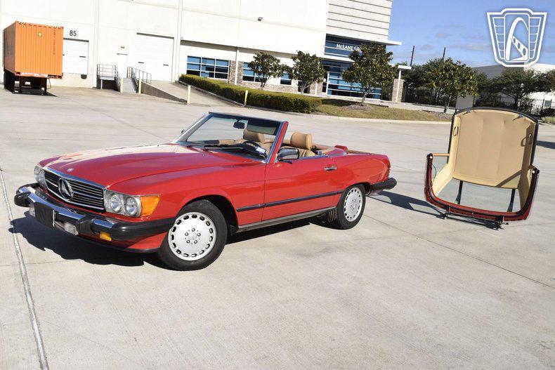 used 1988 Mercedes-Benz 560SL car, priced at $27,000