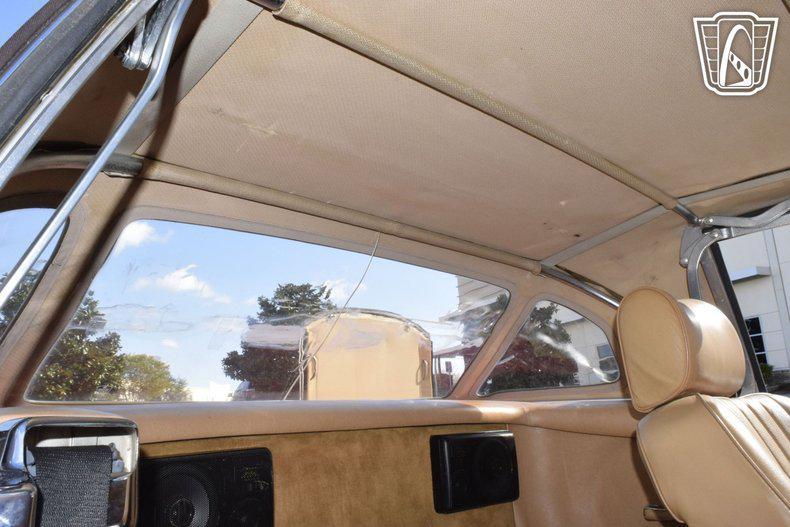 used 1988 Mercedes-Benz 560SL car, priced at $27,000