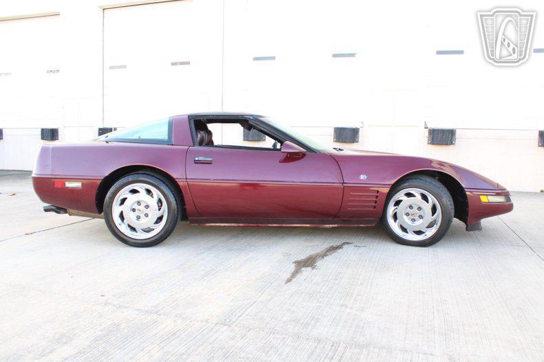 used 1993 Chevrolet Corvette car, priced at $13,500