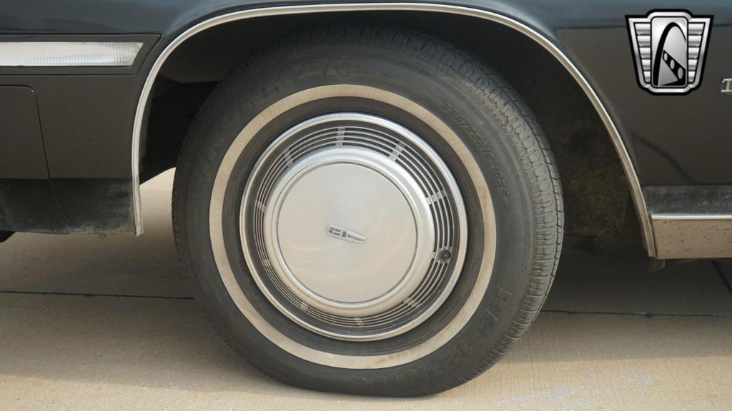 used 1978 Oldsmobile Toronado car, priced at $9,000