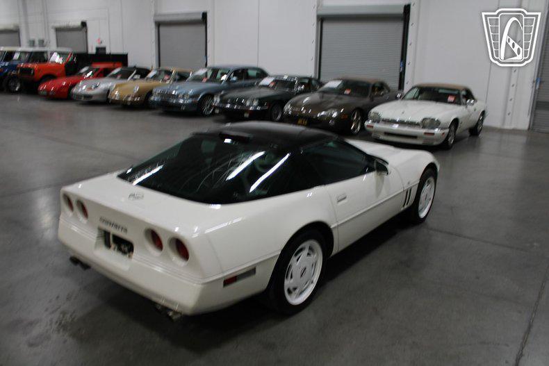 used 1988 Chevrolet Corvette car, priced at $17,000