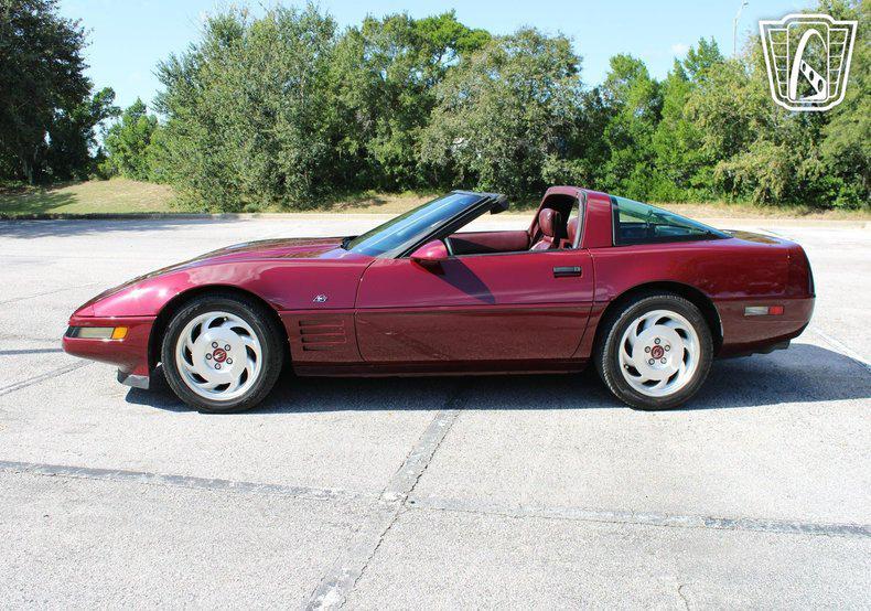 used 1993 Chevrolet Corvette car, priced at $12,500