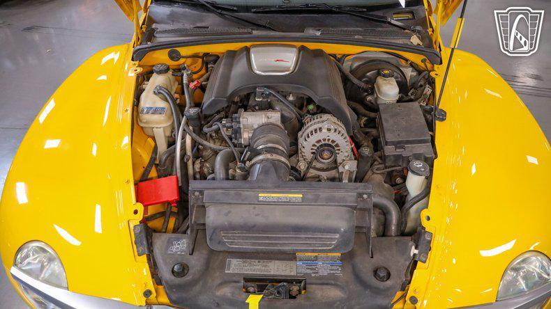 used 2004 Chevrolet SSR car, priced at $25,000