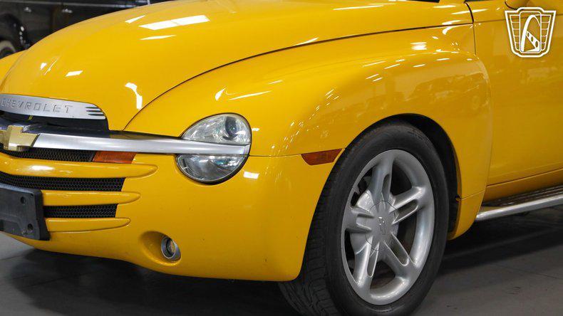 used 2004 Chevrolet SSR car, priced at $25,000