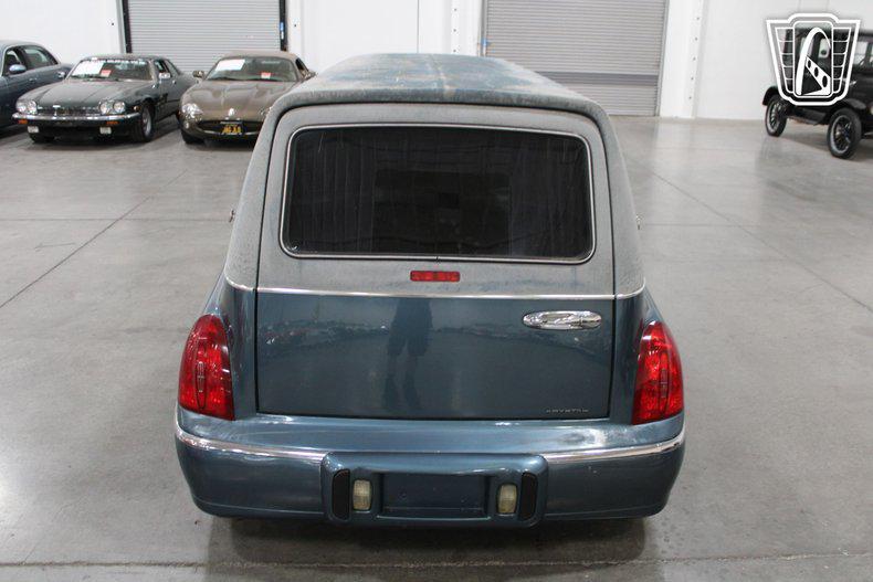 used 2001 Lincoln Town Car car, priced at $8,500