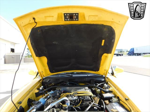 used 1995 Ford Mustang car, priced at $8,000