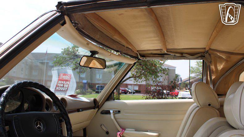 used 1972 Mercedes-Benz 350SL car, priced at $27,000
