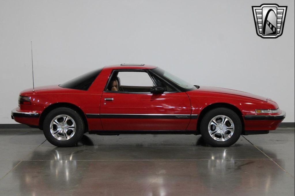 used 1989 Buick Reatta car, priced at $11,000