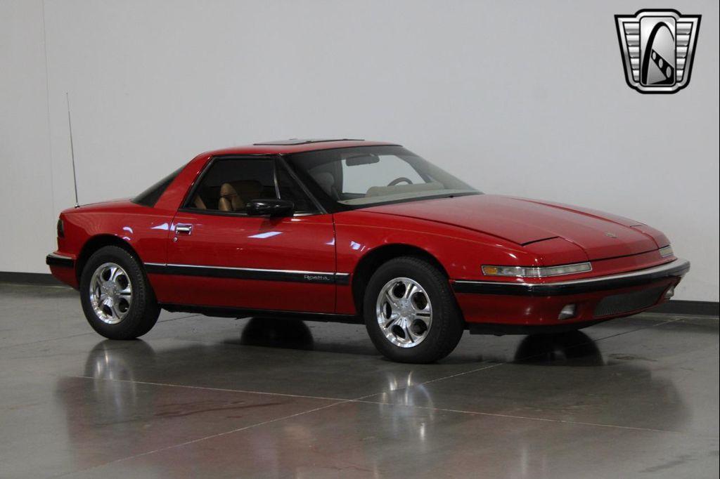 used 1989 Buick Reatta car, priced at $11,000