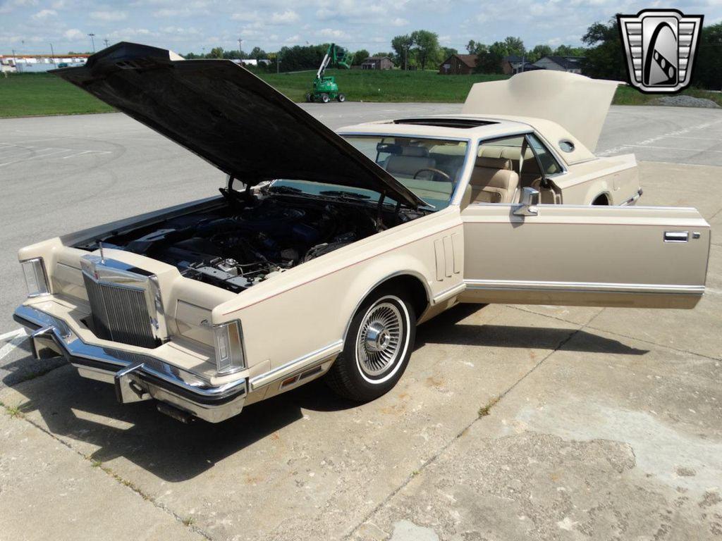 used 1978 Lincoln Continental car, priced at $16,500