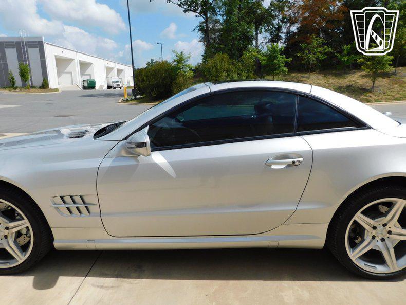 used 2009 Mercedes-Benz SL-Class car, priced at $34,000