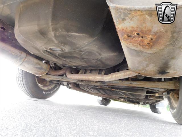 used 1992 Lincoln Continental car, priced at $12,500