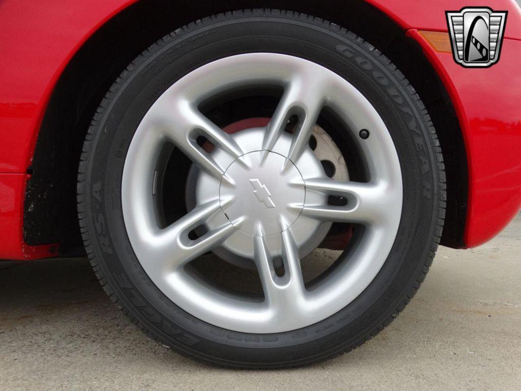 used 2004 Chevrolet SSR car, priced at $30,000