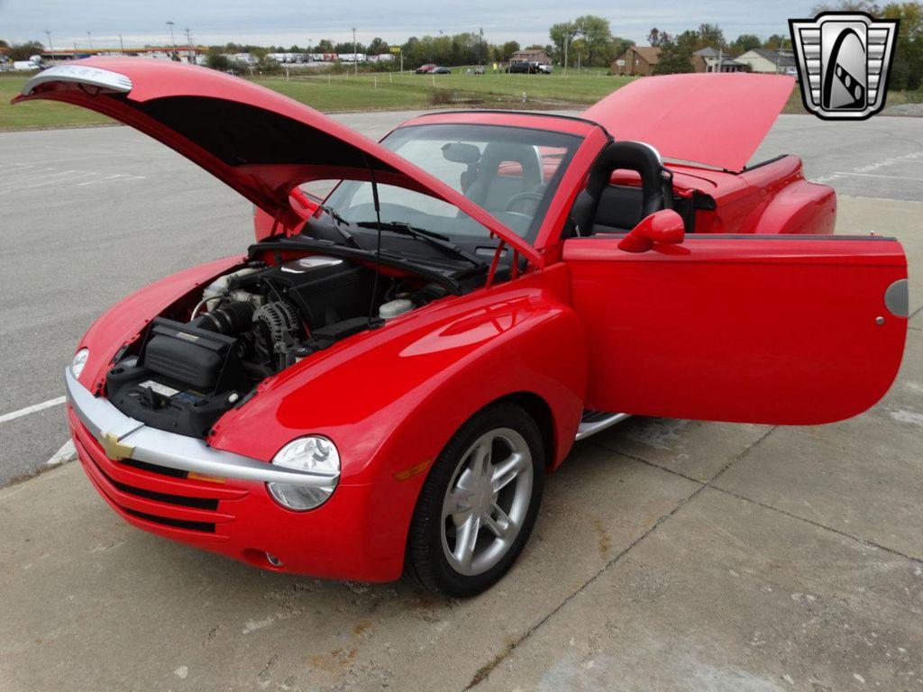 used 2004 Chevrolet SSR car, priced at $30,000