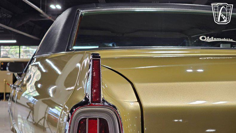 used 1972 Oldsmobile 98 car, priced at $23,000