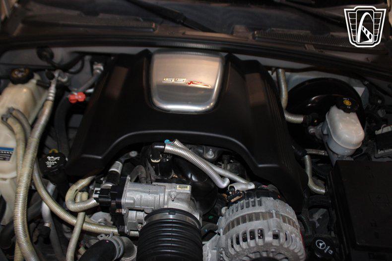 used 2004 Chevrolet SSR car, priced at $28,000