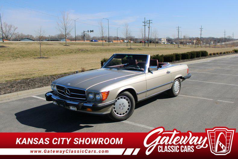 used 1989 Mercedes-Benz 560SL car, priced at $46,000