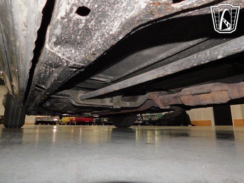 used 1980 Buick Riviera car, priced at $9,500