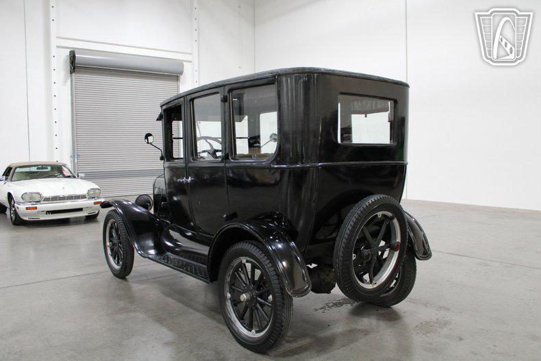 used 1925 Ford Model T car, priced at $10,500