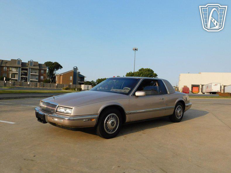 used 1989 Buick Riviera car, priced at $11,000