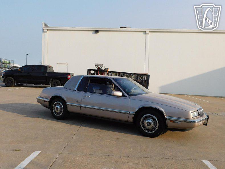 used 1989 Buick Riviera car, priced at $11,000