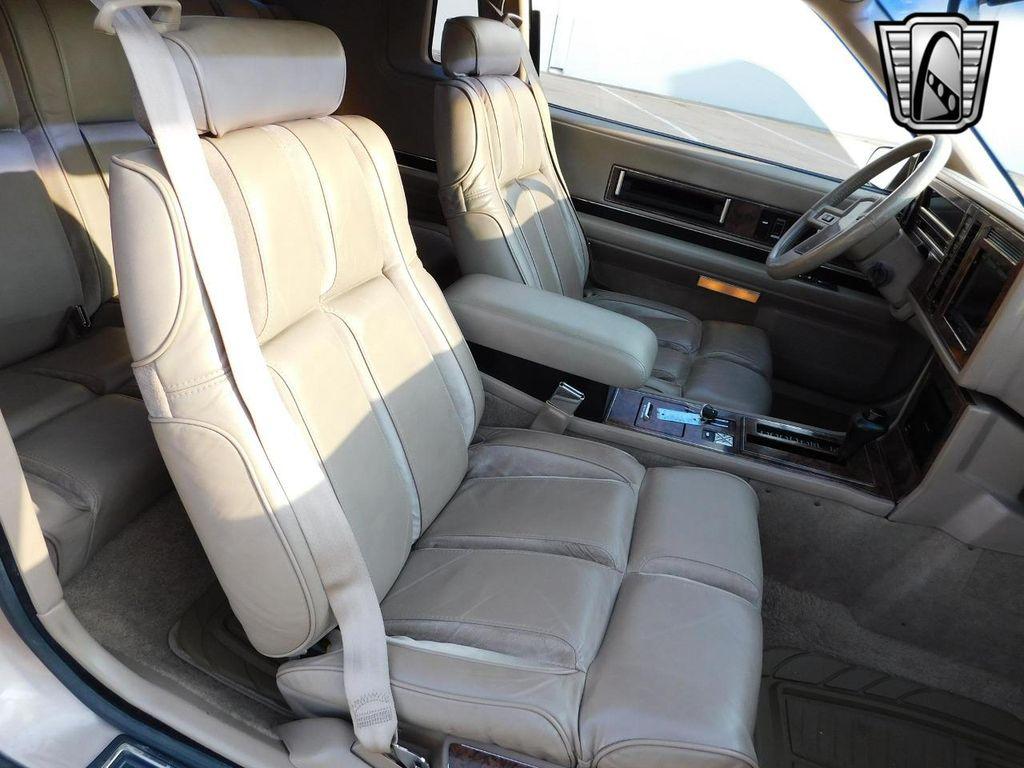 used 1989 Buick Riviera car, priced at $11,000