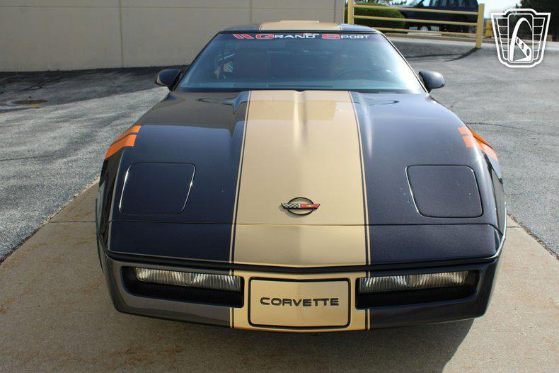 used 1988 Chevrolet Corvette car, priced at $17,500
